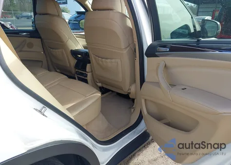 2011 BMW X5 xDrive35I/xDrive35I Premium/xDrive35I Sport Activity z USA, uszkodzony, nr VIN 5UXZV4C5XBL405287